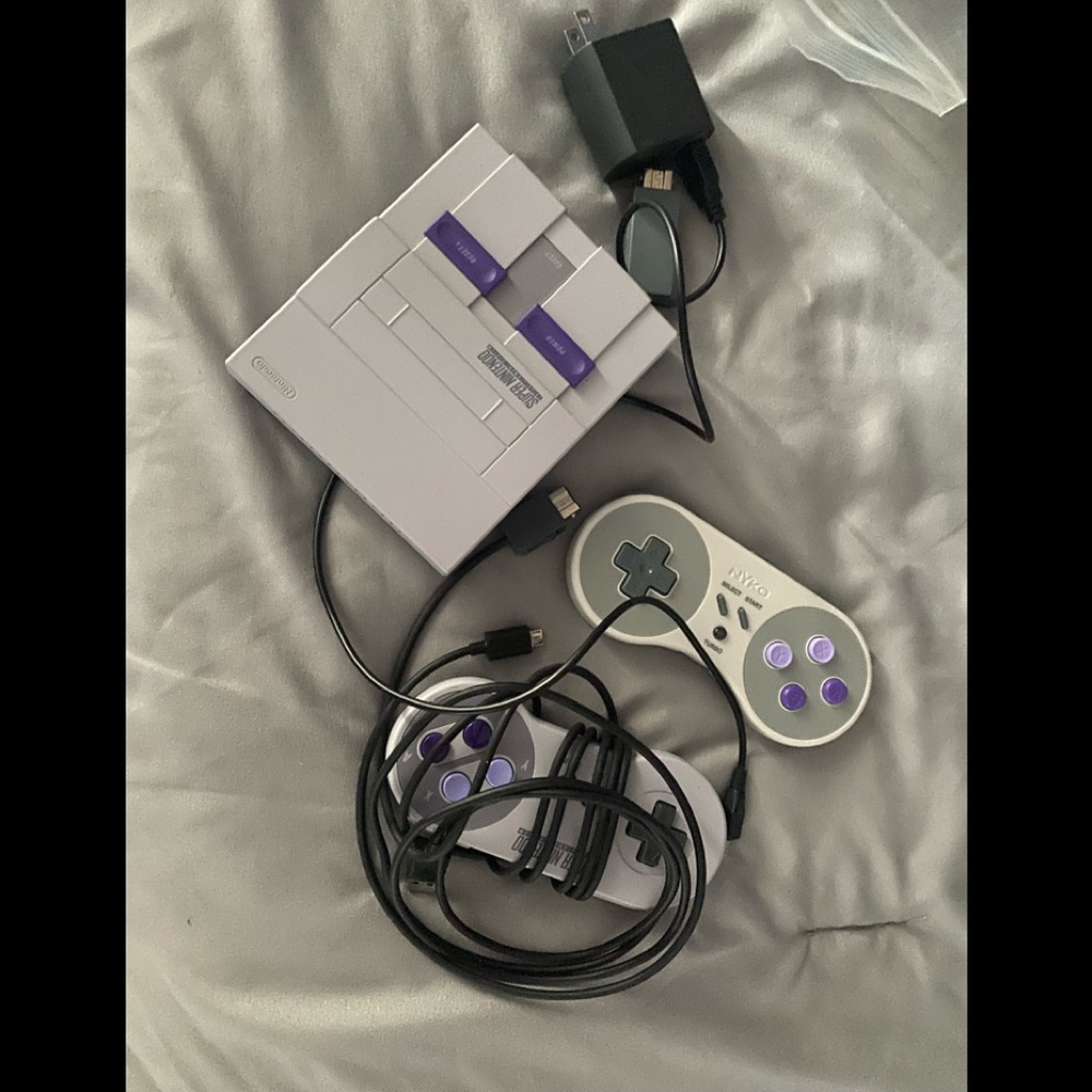 Super Nintendo excellent condition